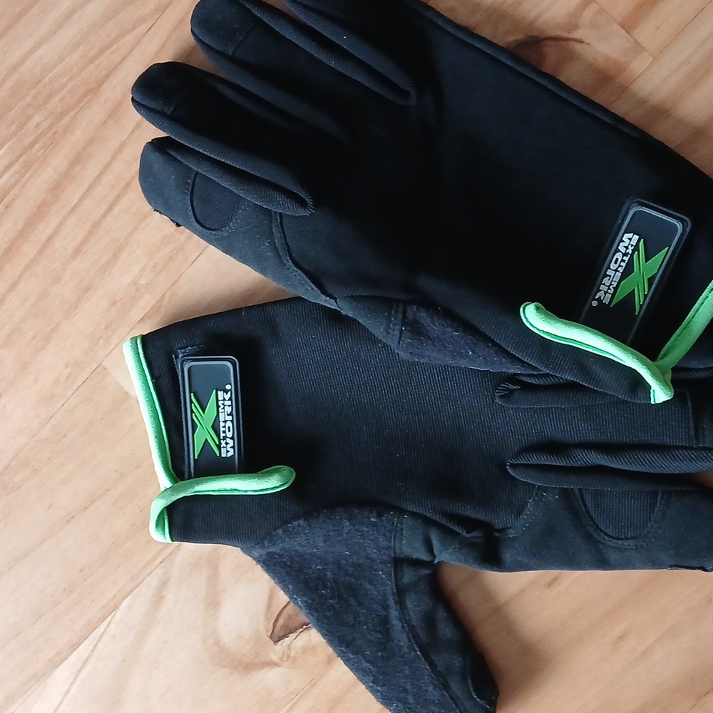 Work gloves